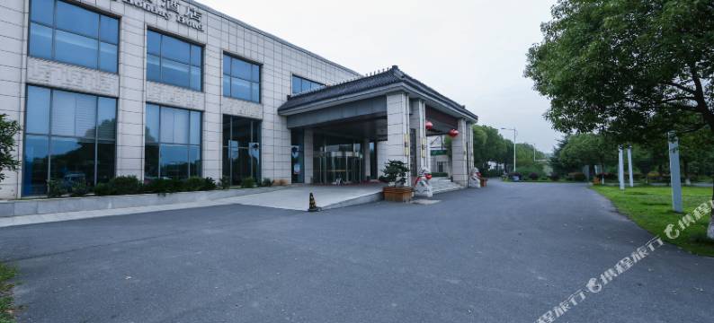 丹阳界牌东江假日酒店图片