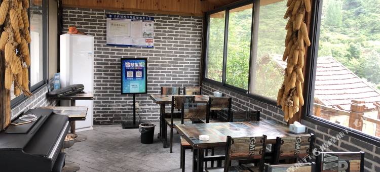 淄博芸弘山房民宿图片