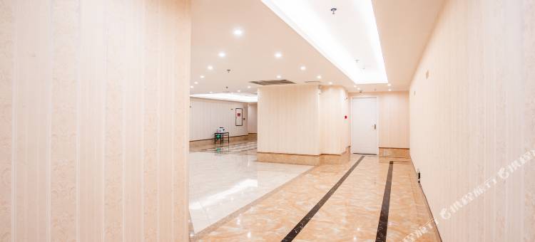 中山香华酒店(明珠轻轨站店)图片