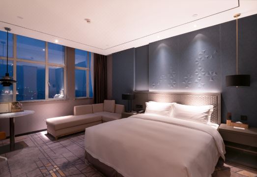Grand Skylight International Hotel Haoyue (Shenzhen World & WaterLands Resort East Metro Station)Hotel Overview