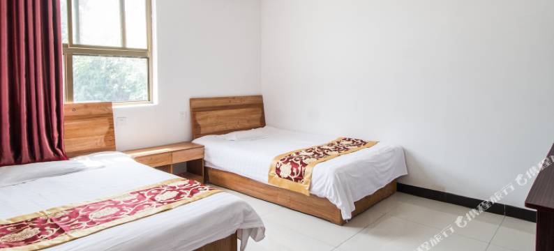 狼牙山花海食府酒店图片