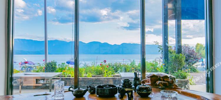 泸沽湖美庐·湖畔天空之镜度假酒店图片