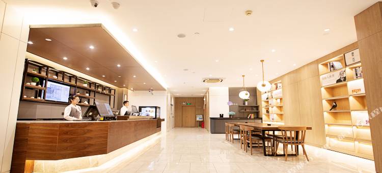 汉庭酒店(信阳火车站店)图片