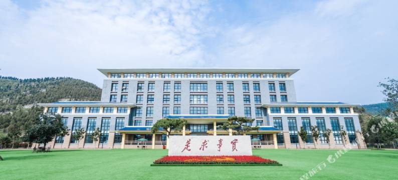云台山文化旅游学院图片