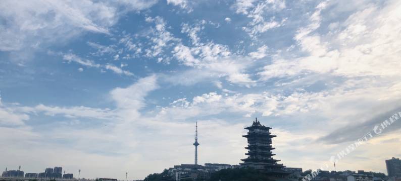 梦幻电竞主题酒店(绵阳市中心步行街店)图片