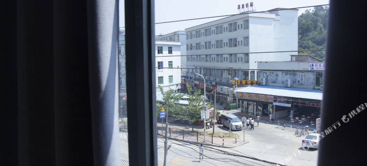 吉祥家园精品公寓(广州培正学院店)图片