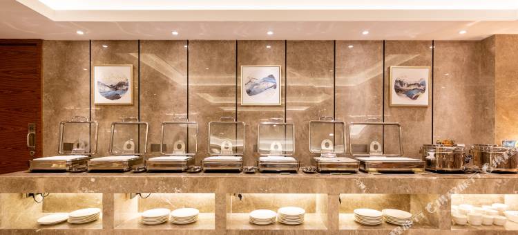 和颐至尚酒店(沈阳奥体中心彩霞街地铁站店)图片