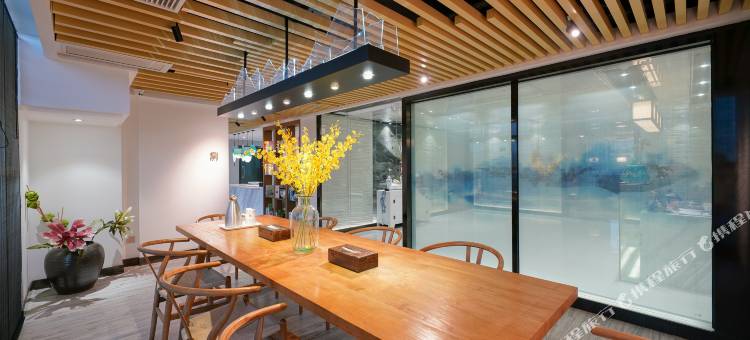 青花里艺术酒店(南宁火车东站东盟盛天地店)图片