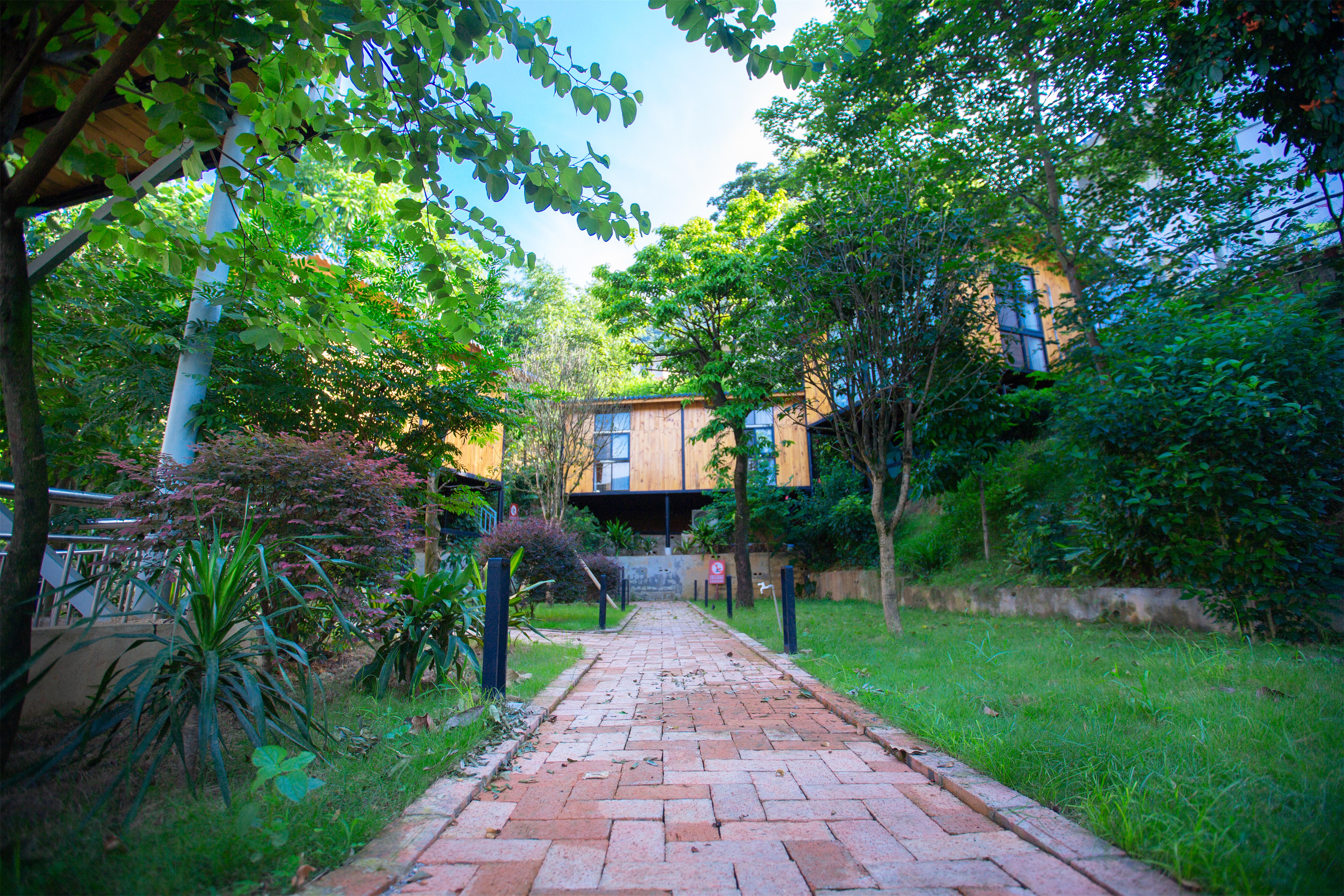 Jiajing Xiaozhu Hostel Over view