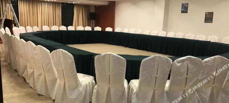 渠县秀岭春天酒店图片