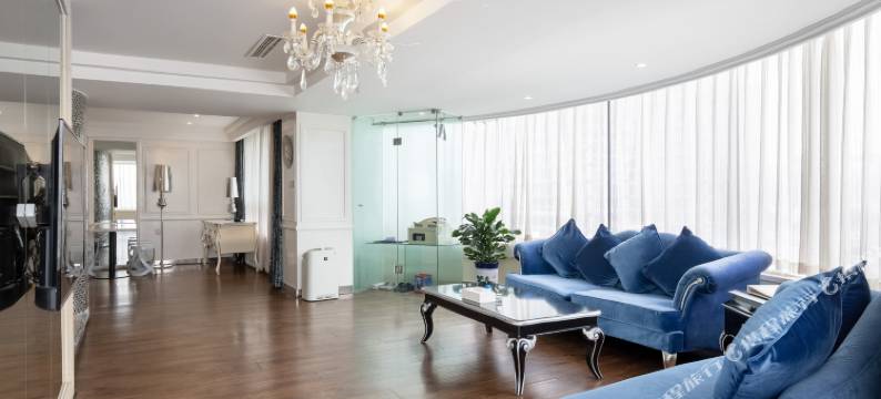 南阳阿尔特精致酒店(南阳火车站武侯祠店)图片