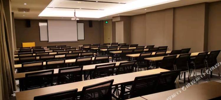 如家酒店·neo(青岛中央商务区海慈医疗地铁站店)图片