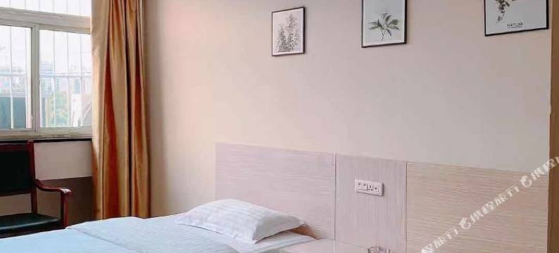 嘉泰宾馆(嘉祥汽车站银泰广场店)图片