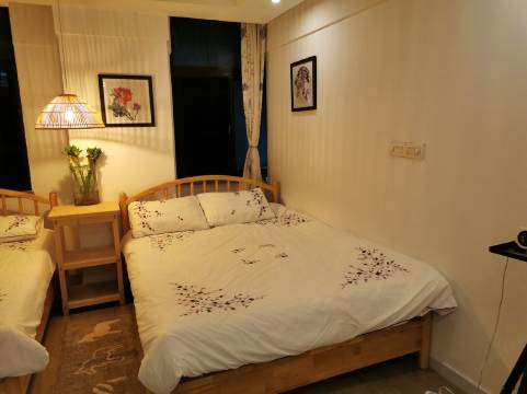 上海外滩的民宿(2号店)