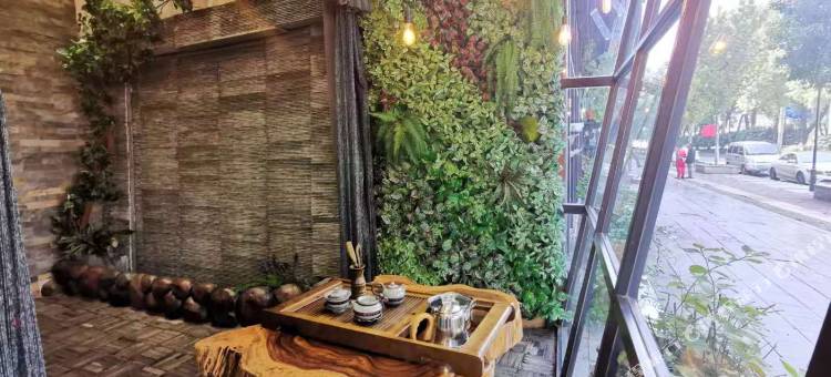雲上荟萃酒店(郴州五岭广场郴州站店)图片
