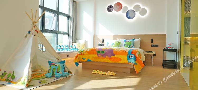 丽呈尚朗酒店(重庆江北国际机场光环花园城店)图片