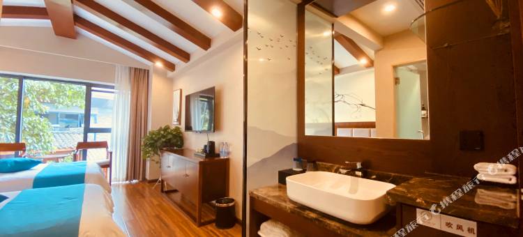 安境.老树院子(峨眉山风景区店)图片