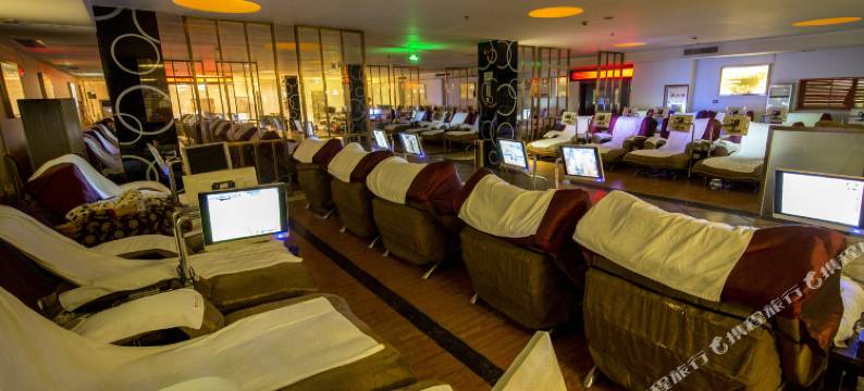 开平煌冠假日酒店图片