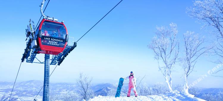 枫林晚别墅(吉林松花湖度假区滑雪场店)图片