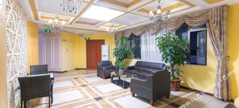 龙腾国际酒店(茂名电白万达广场店)图片