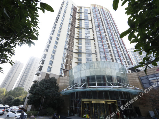 逸享家行政公寓(苏州金鸡湖国际博览中心店)