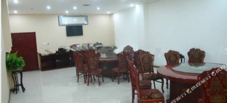 天沅商务酒店(遵化燕山店)图片