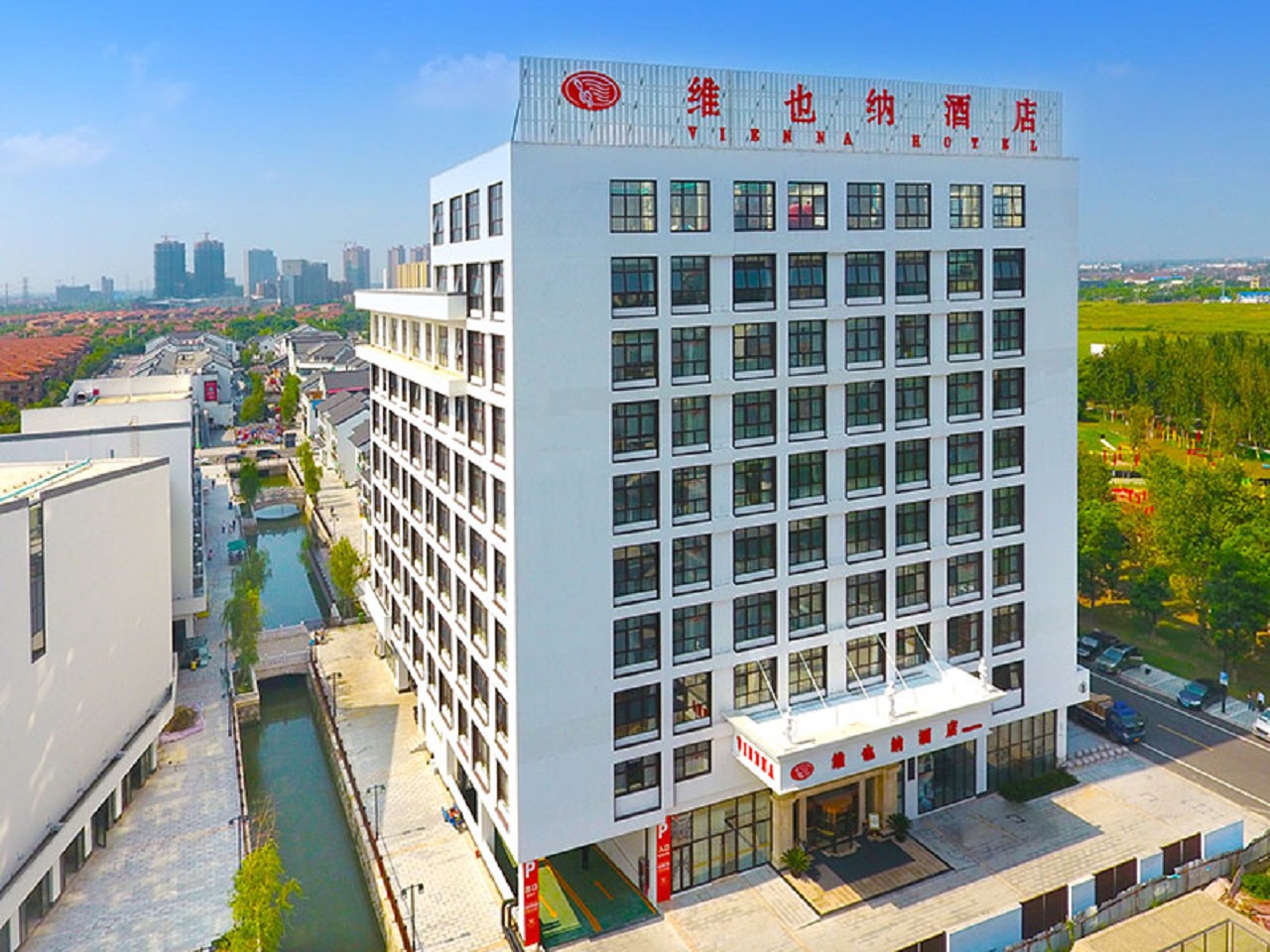 Vienna Hotel (Changshu Binjiang) Over view