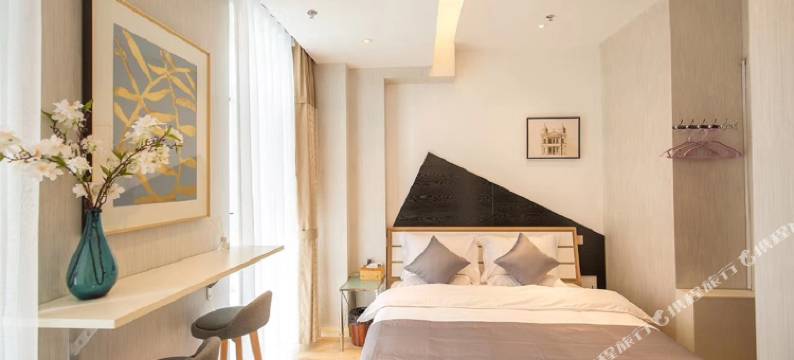 长春云里文艺酒店(绿园区吾悦广场店)图片