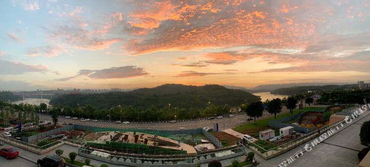 重庆曼德姆酒店(悦来国际会议中心店)图片