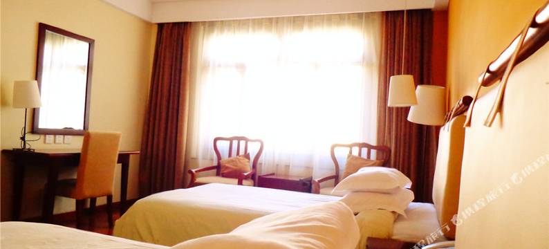 拉萨吉曲饭店(大昭寺八廓街店)图片