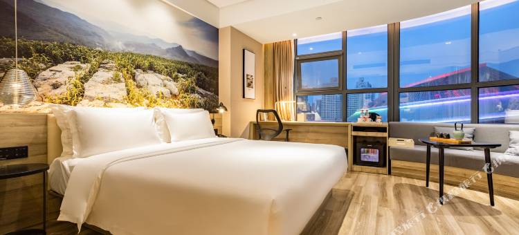 临沂大剧院文化中心亚朵酒店图片