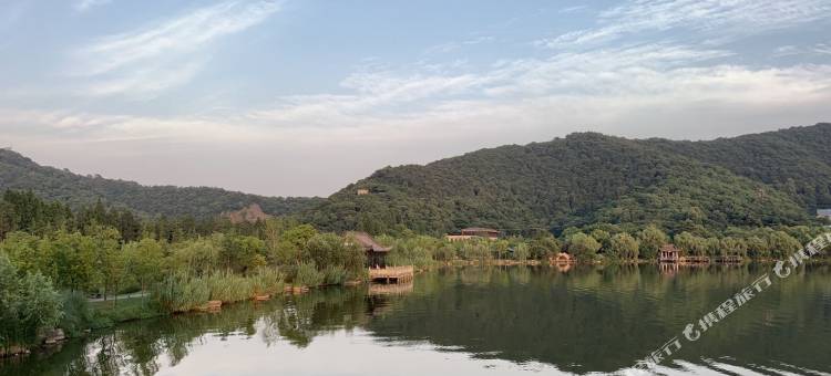 如家商旅酒店(杭州西湖湖滨定安路地铁站店)图片