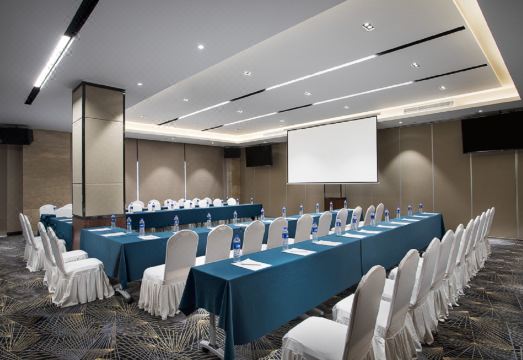 Ramada Shanghai Pudong International Airport East StationHotel Overview