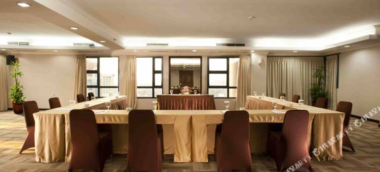 热带套房大酒店(Grand Tropic Suites Hotel)图片