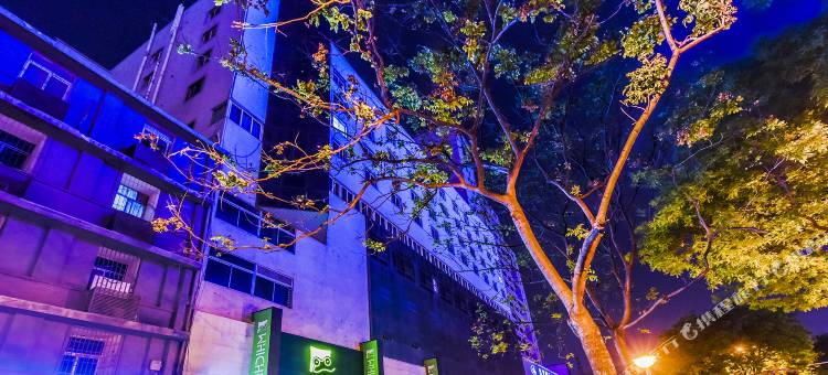 何夜青年旅行民宿(西安回民街钟楼地铁站店)图片