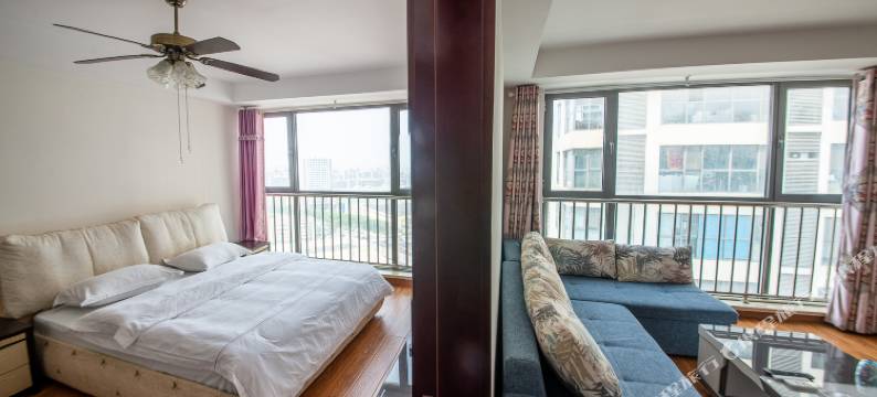 诺曼底公寓(青岛国信会展中心店)图片