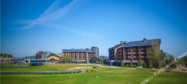 万科松花湖艳冬公寓图片