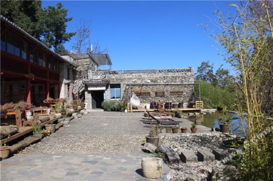 大理桃溪谷度假酒店)