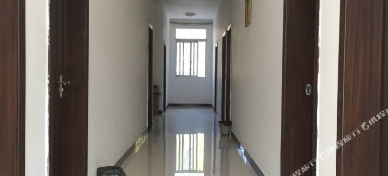 理县一颗印饭店图片