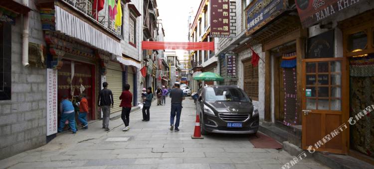 拉萨圣城独角宾馆(大昭寺八廓街店)图片