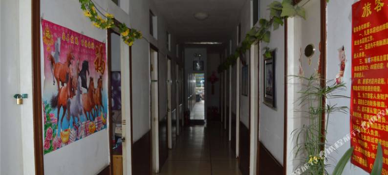 呼和浩特乌珠穆沁旅店图片