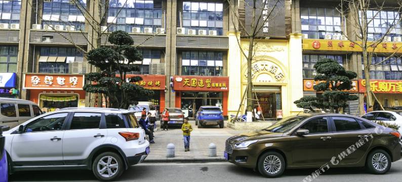 OYO重庆和旺宾馆(西南政法大学店)图片