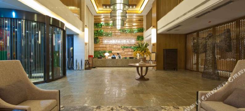 荆门屈家岭金色假日酒店图片