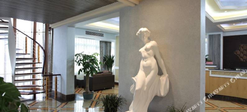 达州美沸尔河景主题酒店图片