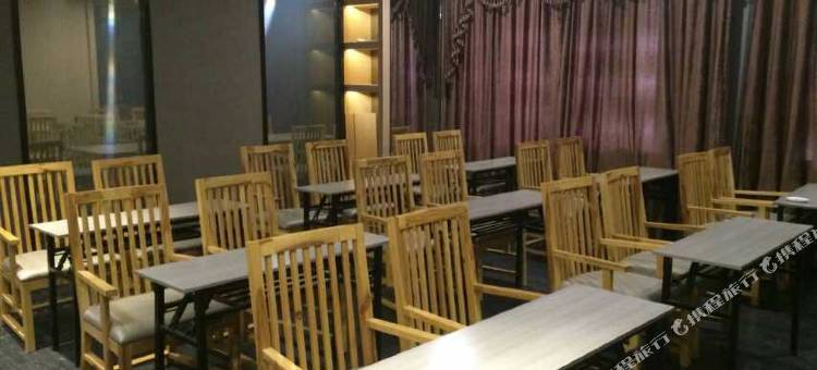 乌鲁木齐唯逸金元酒店(鲤鱼山店)图片