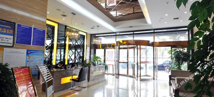 TOWO上品酒店(德思勤广场省政府店)图片