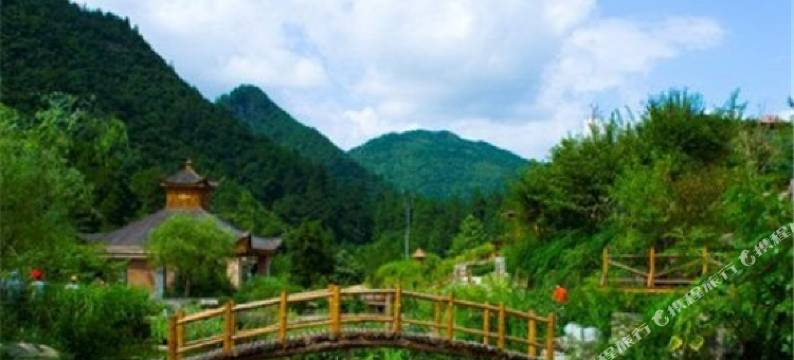 黄平浪洞森林温泉酒店图片