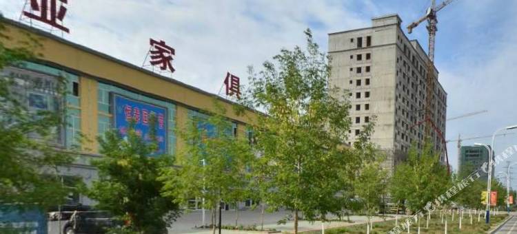 海亚酒店(伊宁市火车站机场店)图片