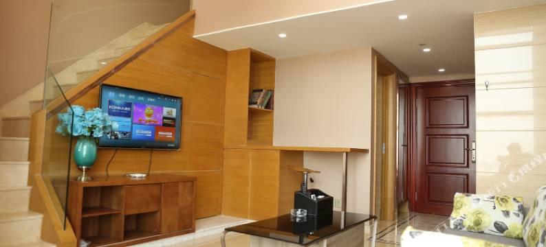 积家loft公寓(中医药大学地铁站店)图片