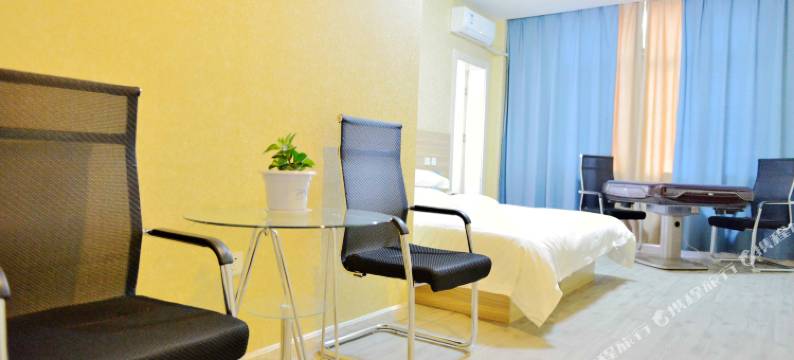 临汾云中屋酒店图片